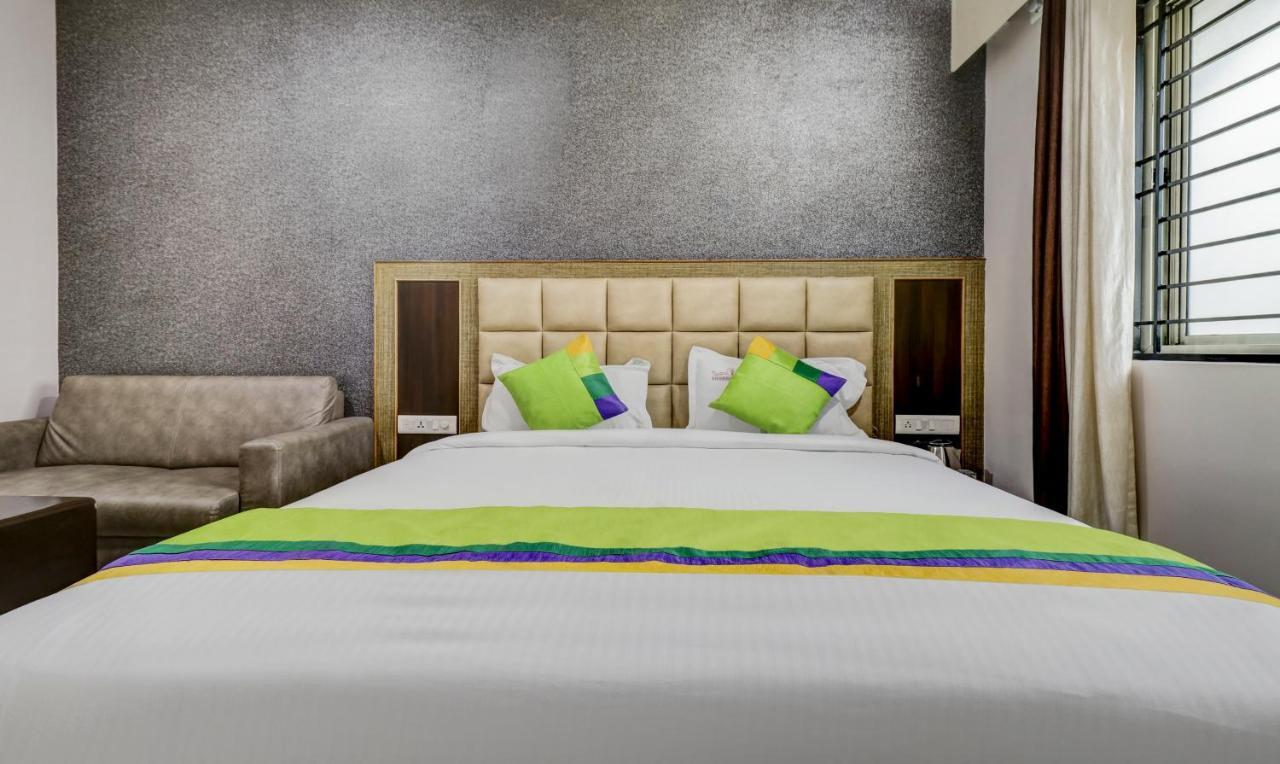 Treebo Sahara Suites 750 M From St Johns Medical College And Hospital バンガロール エクステリア 写真